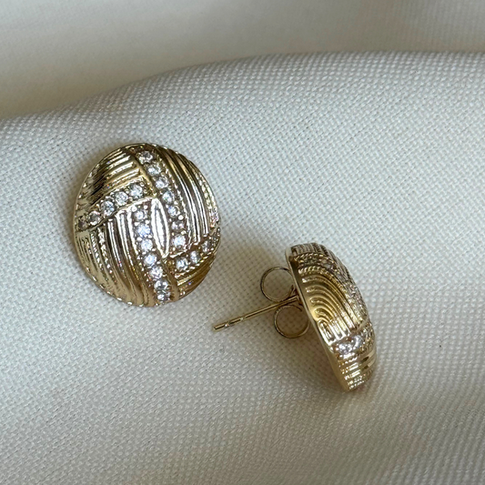 Vintage Feel Button Earrings