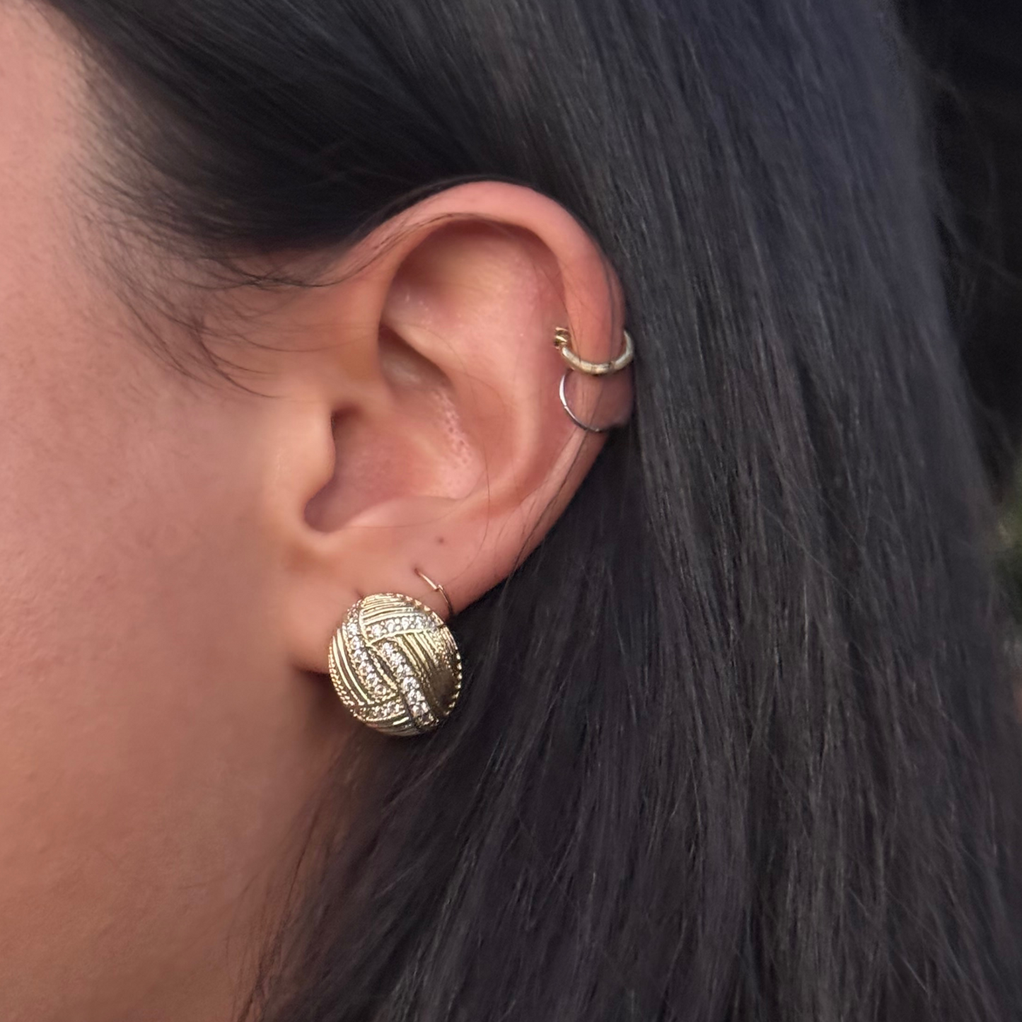 Vintage Feel Button Earrings