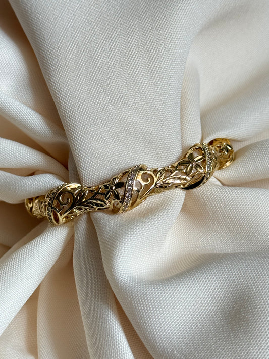 Reina Bangle