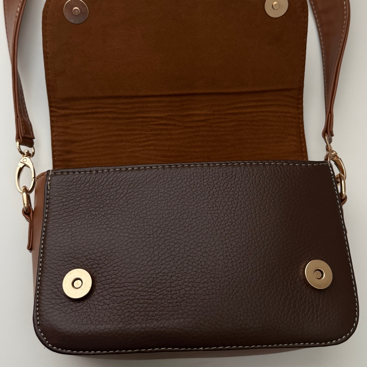 The Canela Crossbody