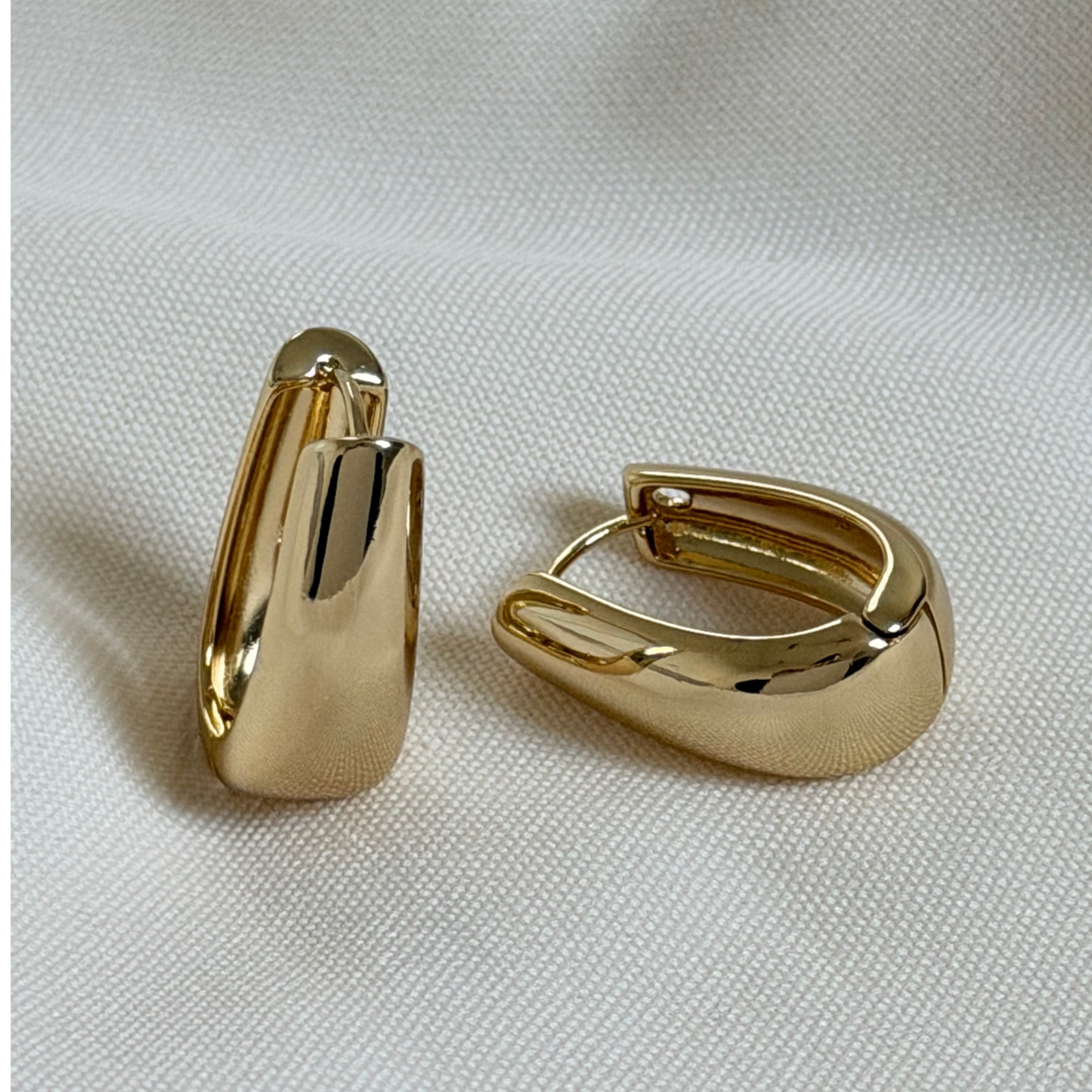 The Aura Earrings