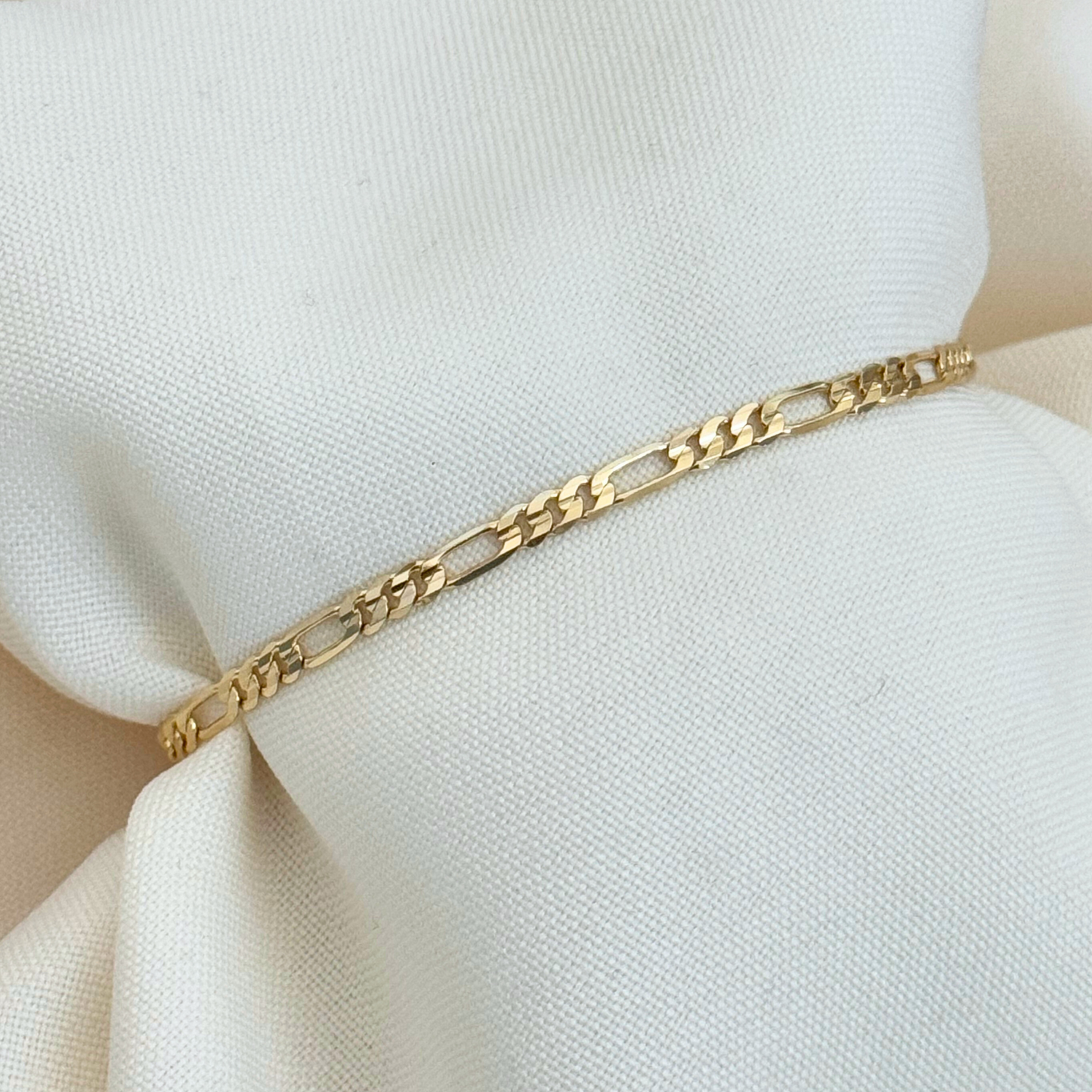 Dainty Fígaro Bracelet